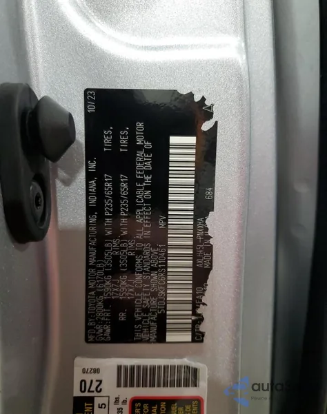 2024 Toyota Sienna Xle из США, поврежденный, VIN 5TDJSKFC6RS110461